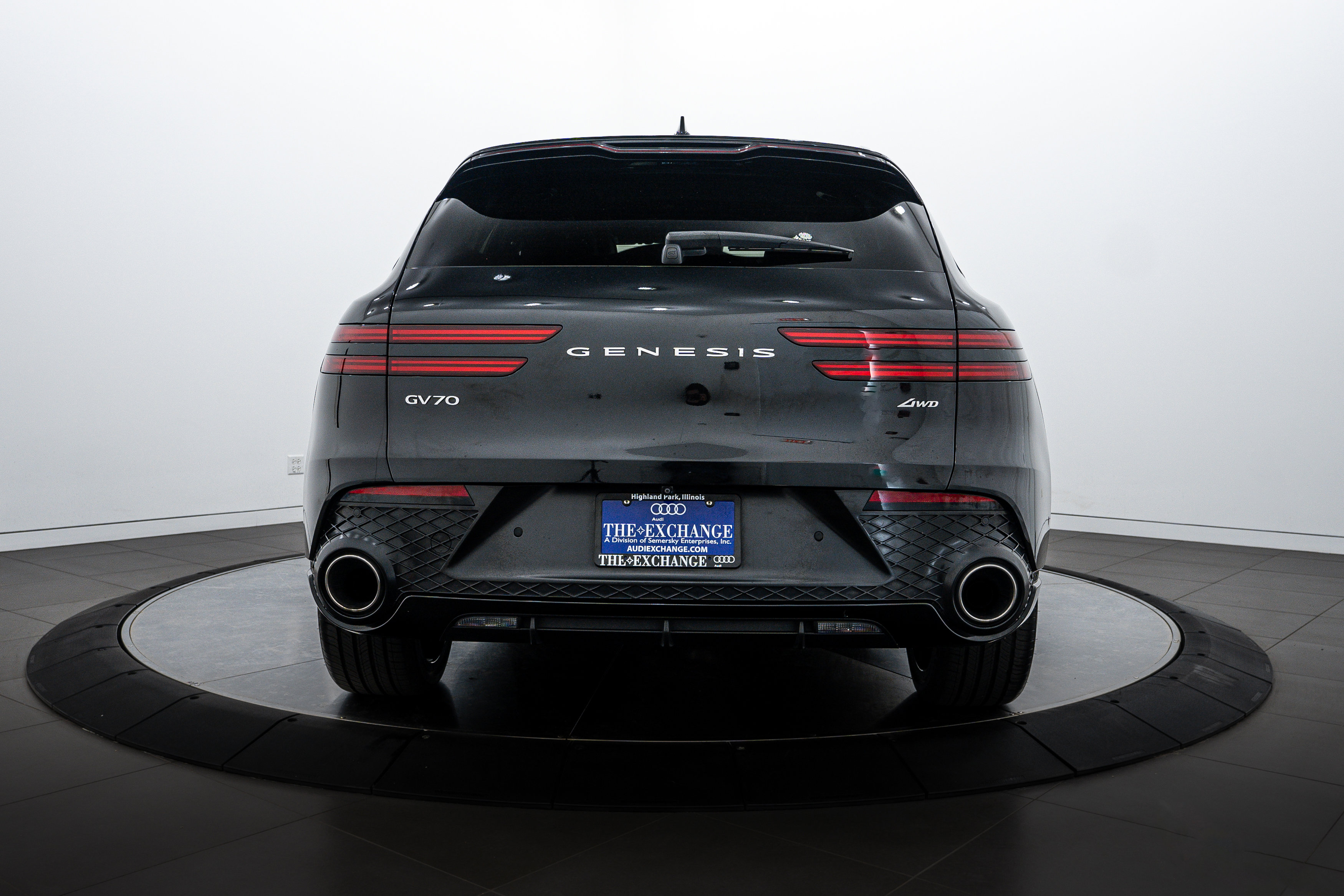 2022 Genesis GV70 2.5T photo 16