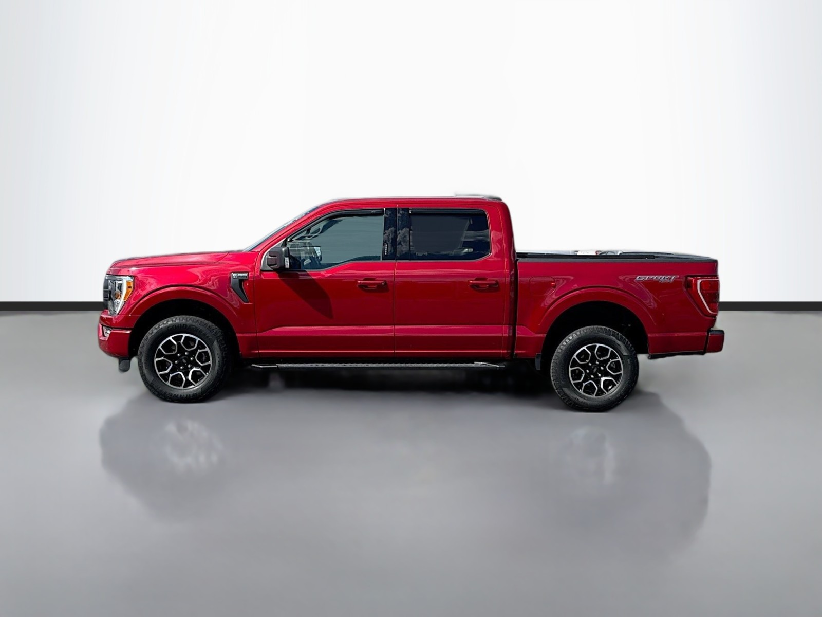 2022 Ford F-150 XLT photo 8