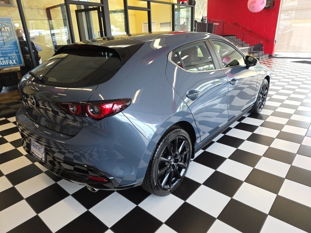 2023 Mazda Mazda3 2.5 s Carbon photo 4