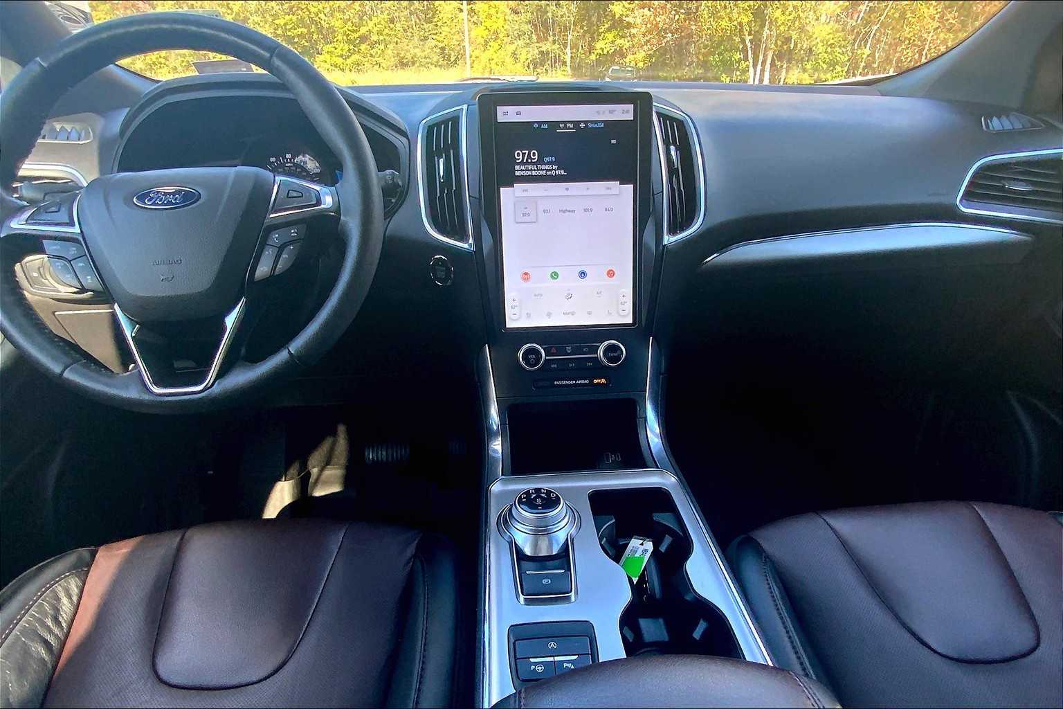 2022 Ford Edge Titanium photo 14