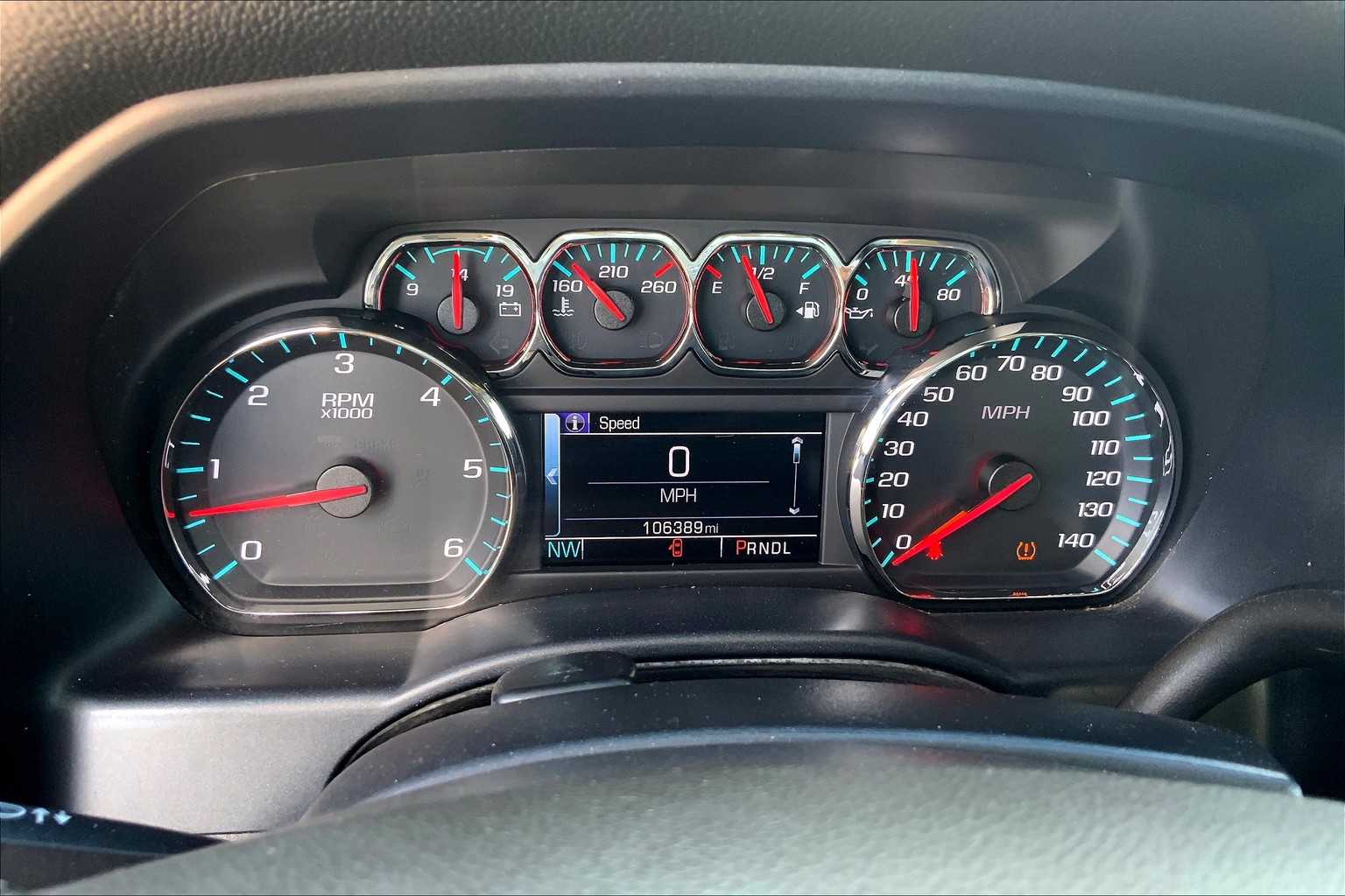 2017 Chevrolet Silverado 1500 LT photo 19