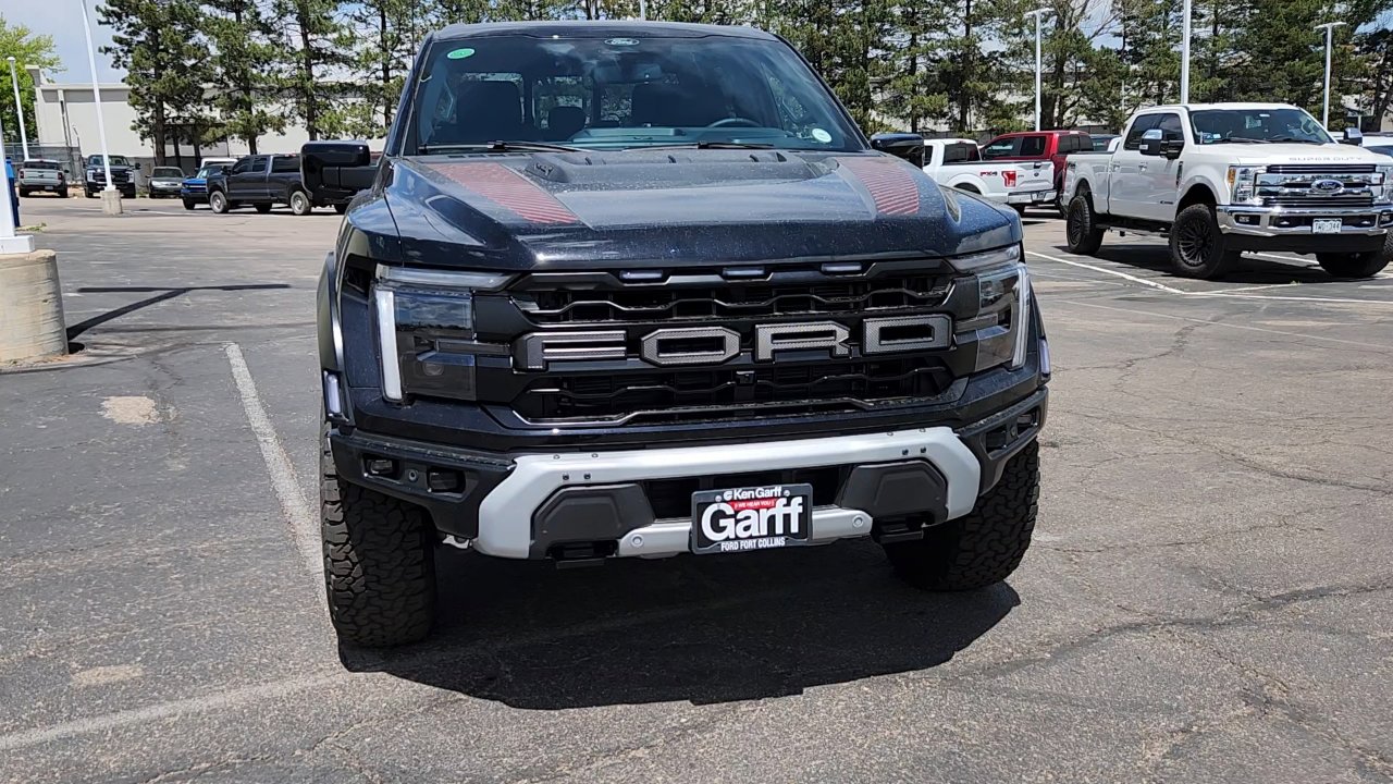 2025 Ford F-150 Raptor photo 14