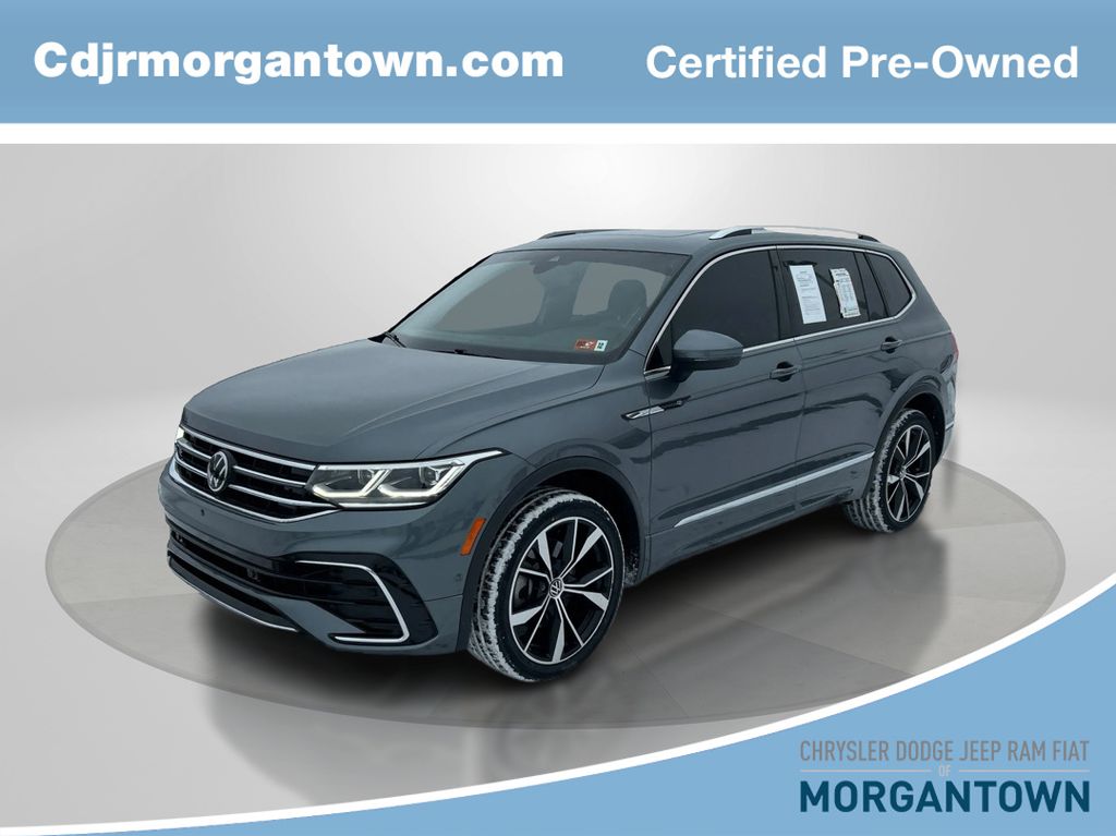 2022 Volkswagen Tiguan SEL R-LINE's photo