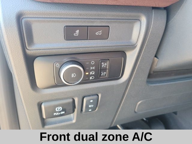 2024 Ford Expedition Limited photo 7