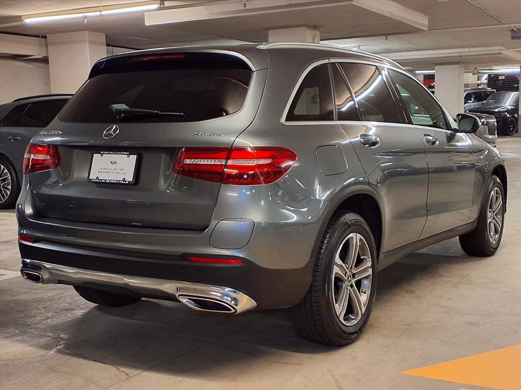 2019 Mercedes Benz GLC photo 2
