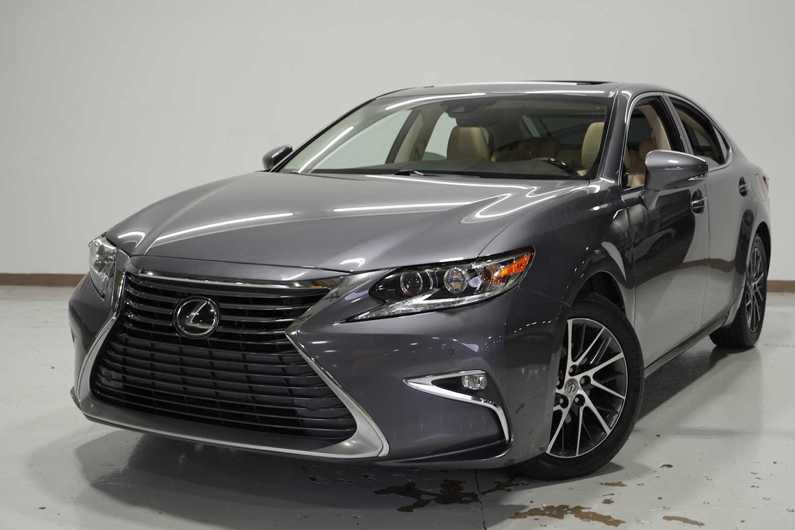 2017 Lexus ES