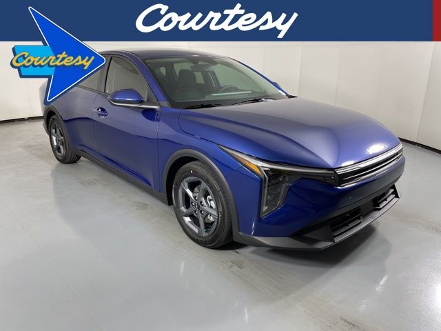 2025 Kia K4 LXS's photo