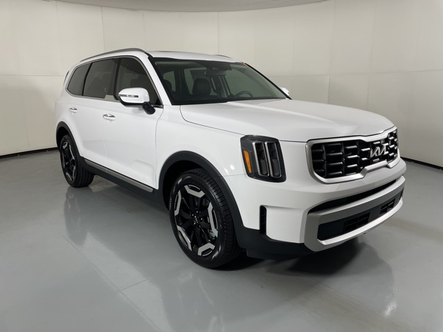 2025 Kia Telluride S photo 2