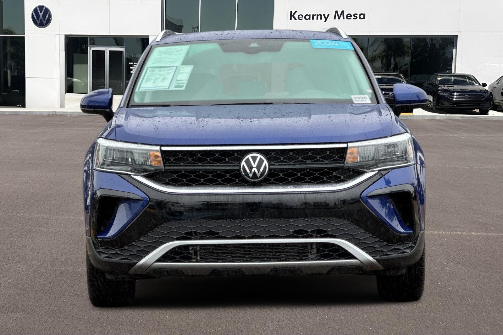 2024 Volkswagen Taos SE photo 9
