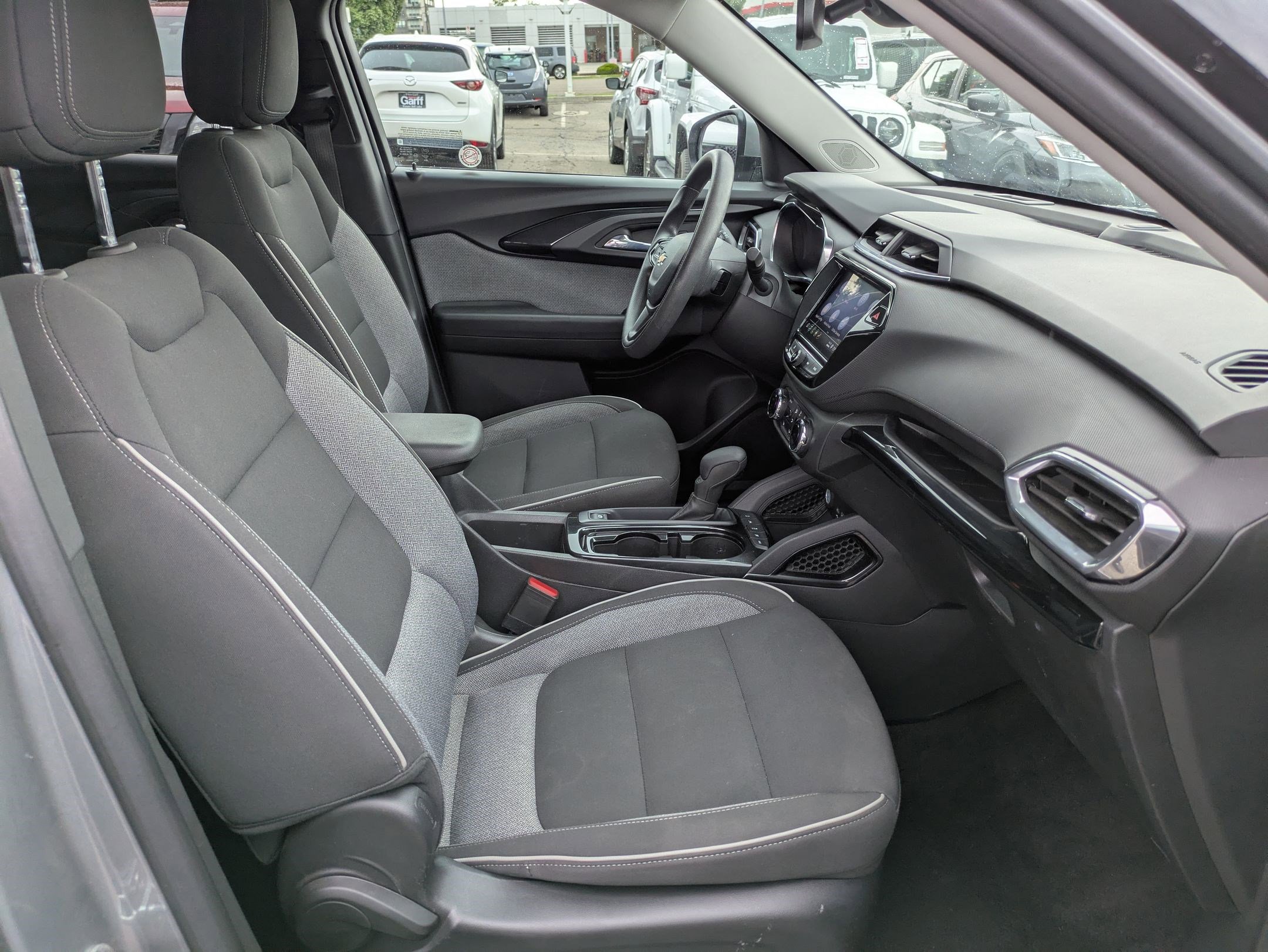 2023 Chevrolet Trailblazer LT photo 28