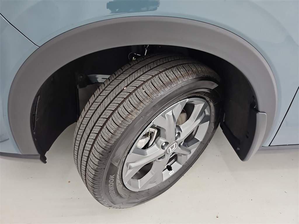 2026 Honda HR-V LX photo 34