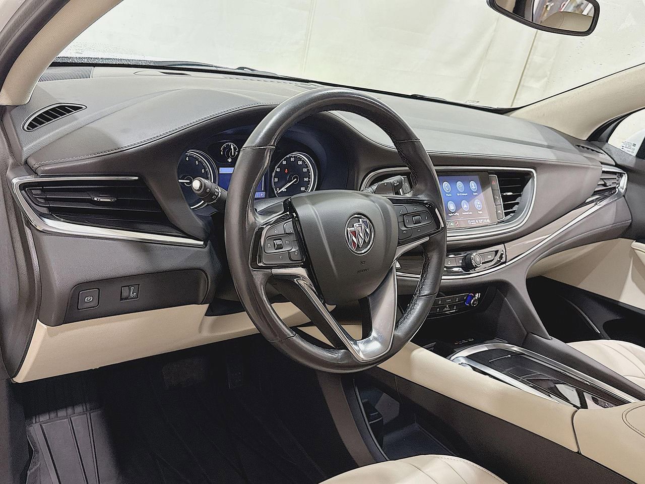 2022 Buick Enclave Essence photo 10