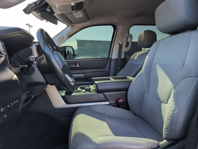 2024 Toyota Tundra SR5 CrewMax photo 9