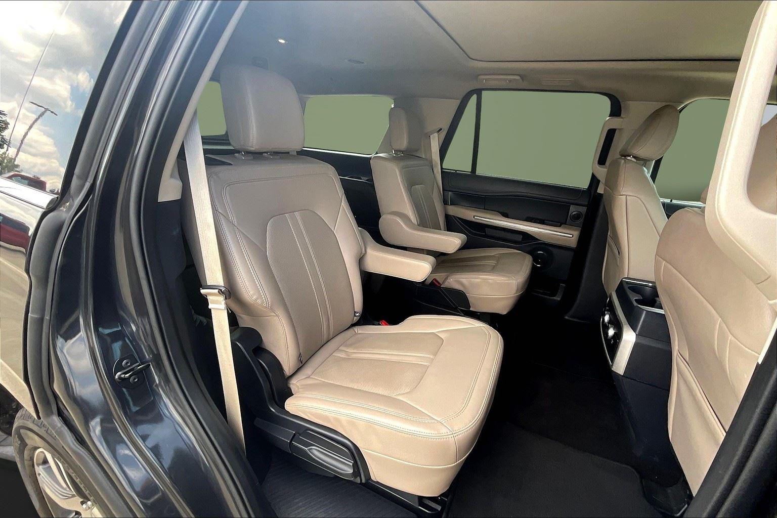 2023 Ford Expedition Limited photo 26