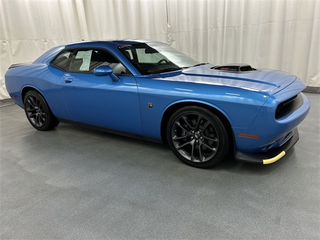 2023 Dodge Challenger R/T's photo