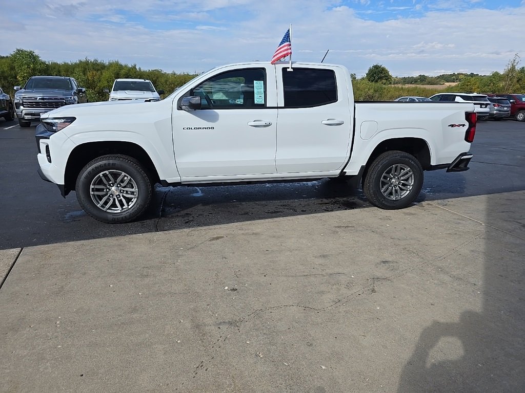 2026 Chevrolet Colorado LT photo 4