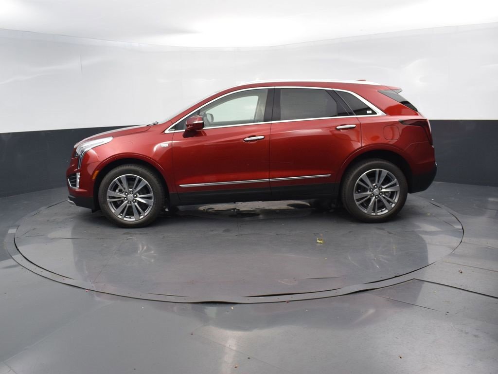 2025 Cadillac XT5 Premium Luxury photo 2