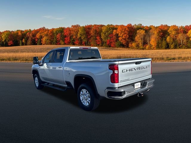 2021 Chevrolet Silverado 2500HD LT photo 3
