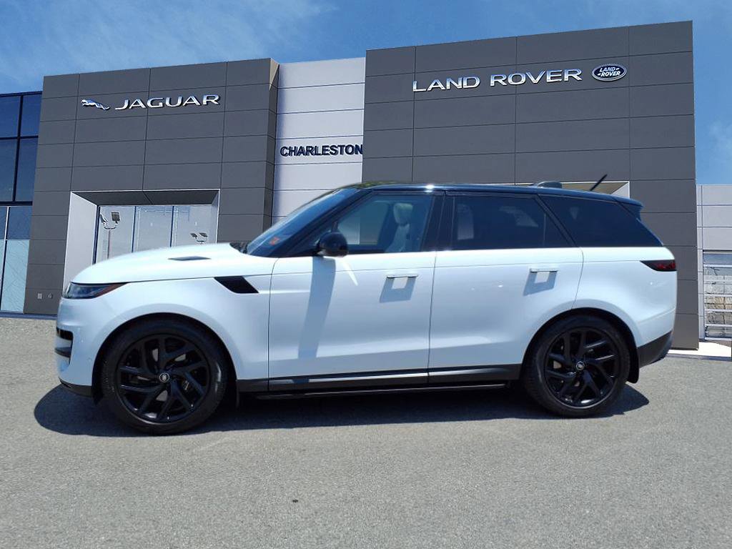 2023 Land Rover Range Rover Sport SE photo 2