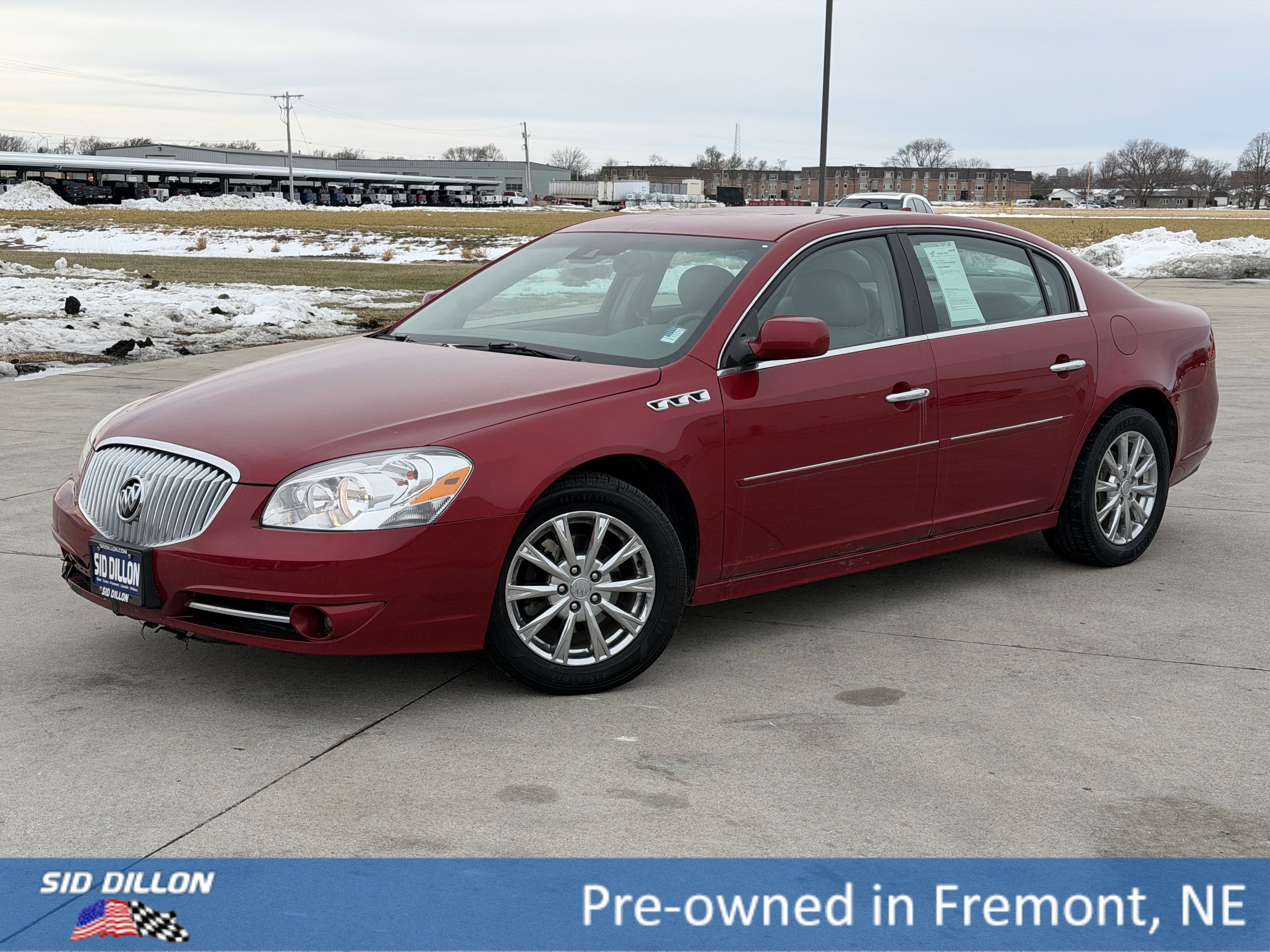 2011 Buick Lucerne CXL Premium's photo
