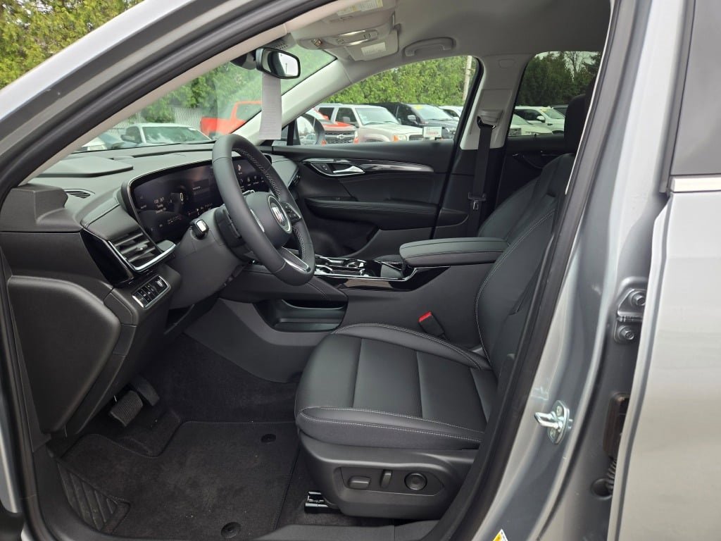 2025 Buick Envision Preferred photo 17