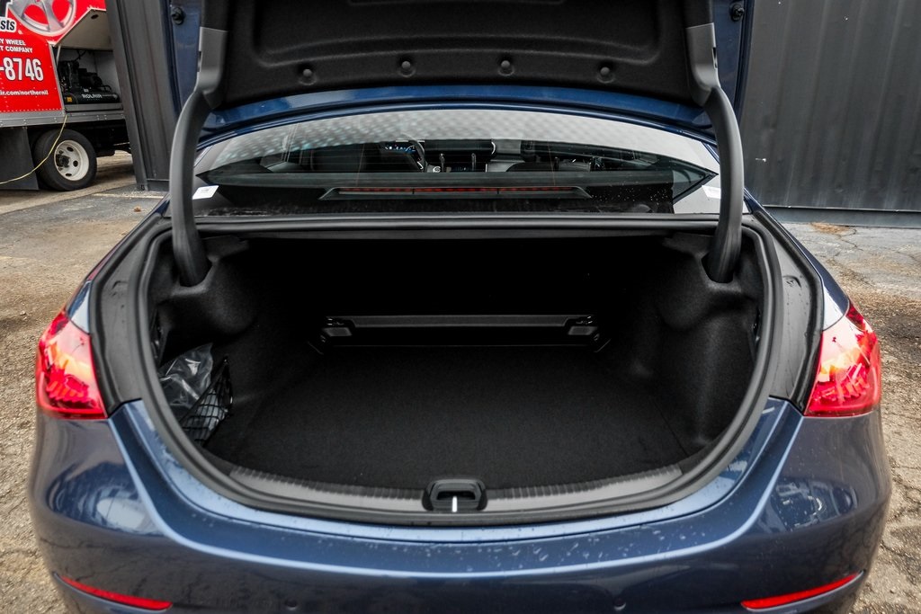 2025 Mercedes Benz C 300 4MATIC photo 8