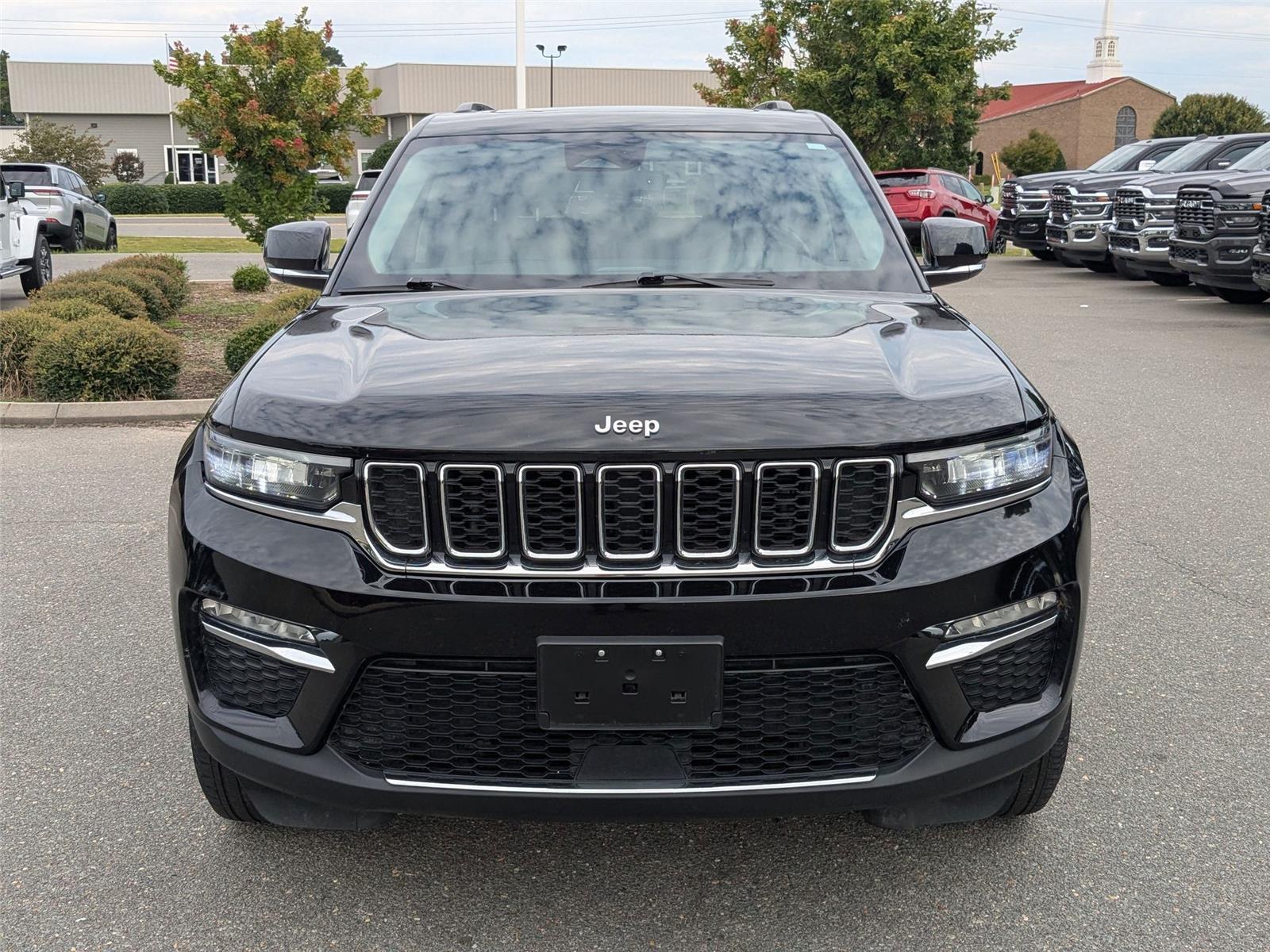 2024 Jeep Cherokee Limited 4xe photo 2