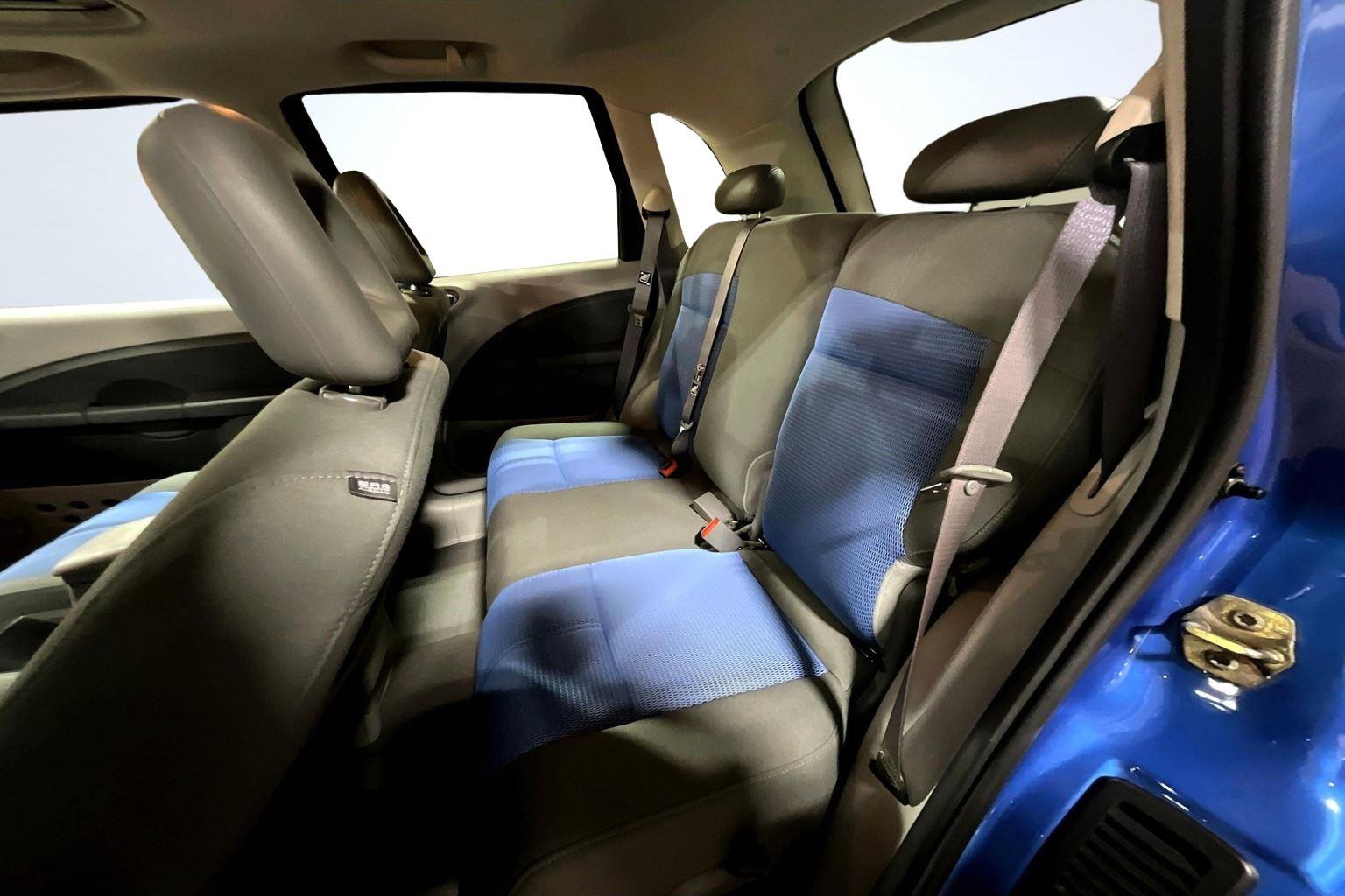 2007 Chrysler PT Cruiser Touring photo 20