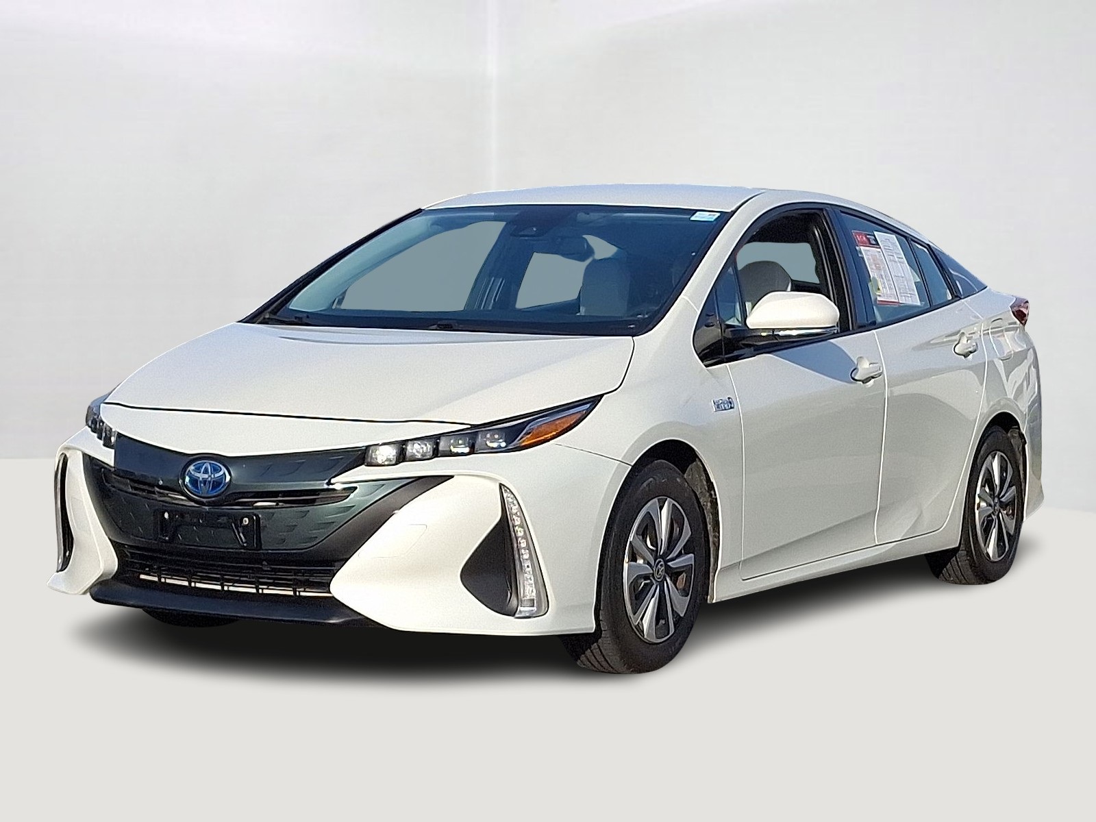 2017 Toyota Prius Prime Premium's photo