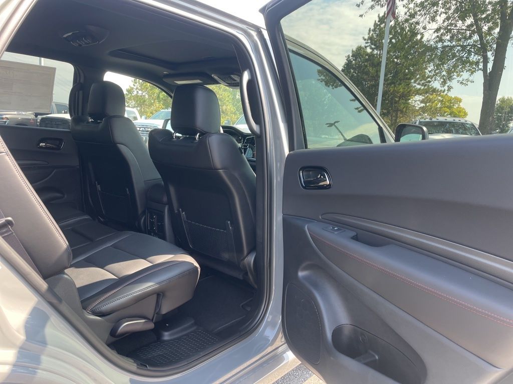 2025 Dodge Durango R/T Plus photo 35
