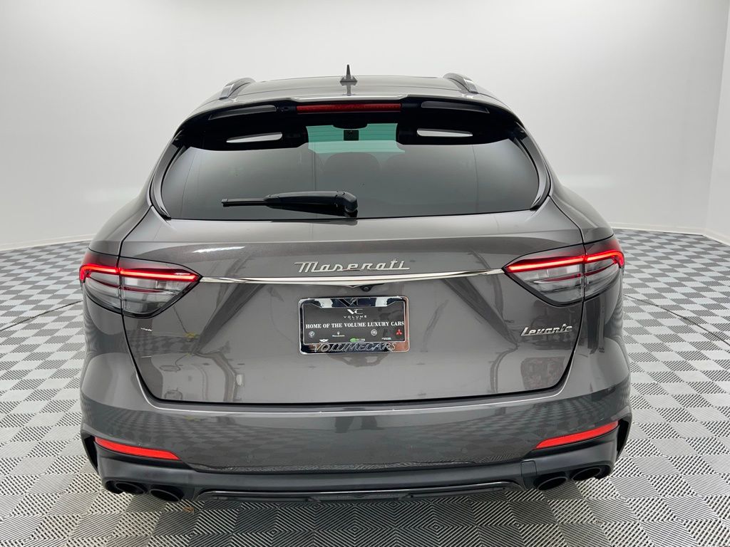 2022 Maserati Levante GT photo 6