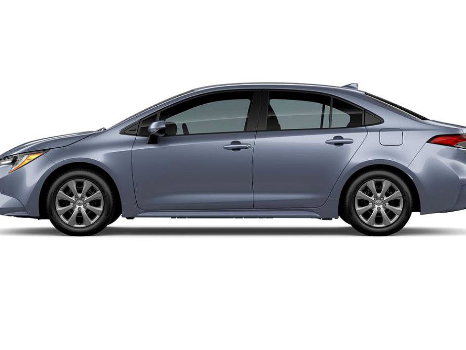 2026 Toyota Corolla LE photo 4