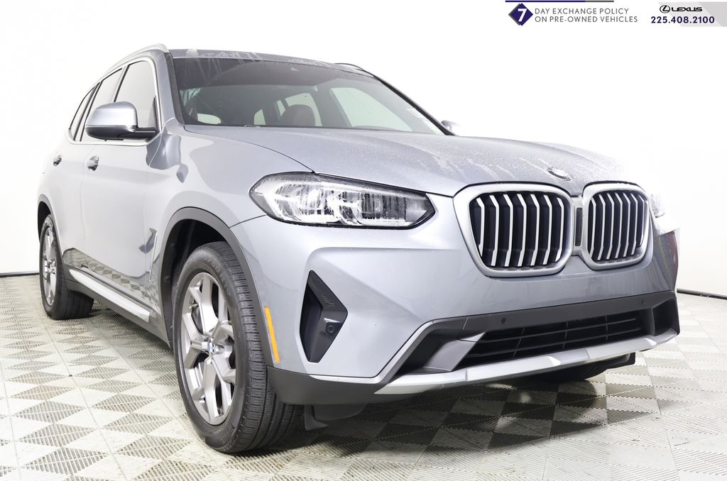 2023 BMW X3 30i's photo