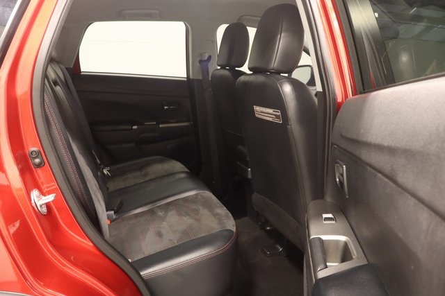 2018 Mitsubishi Outlander Sport SE photo 16