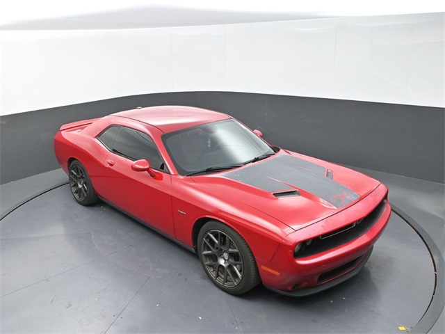 2016 Dodge Challenger SXT Plus photo 15