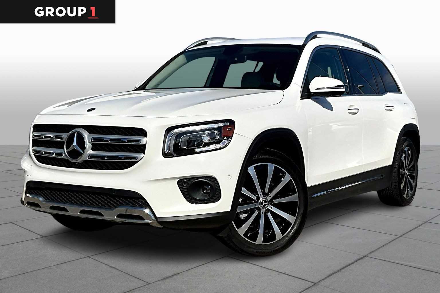 2023 Mercedes-Benz GLB Base's photo