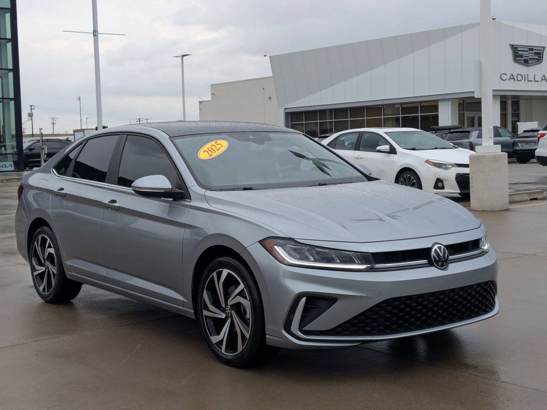 2025 Volkswagen Jetta SEL photo 7