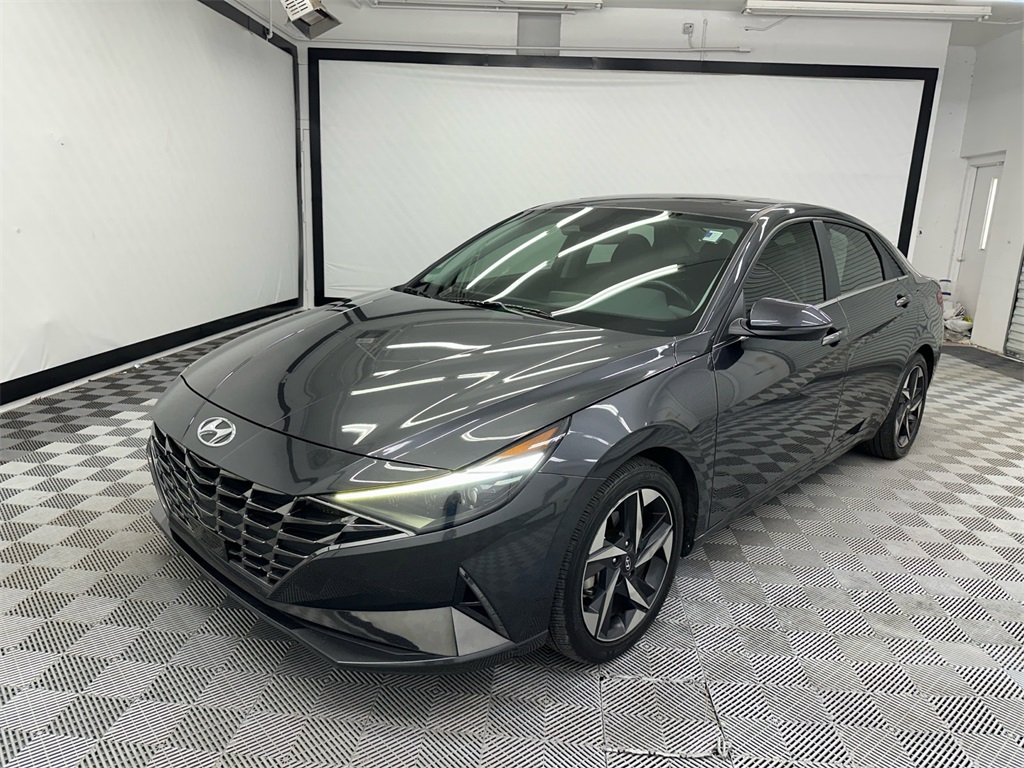 2022 Hyundai Elantra