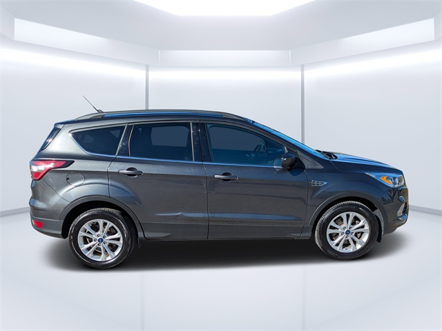 2018 Ford Escape SEL photo 2