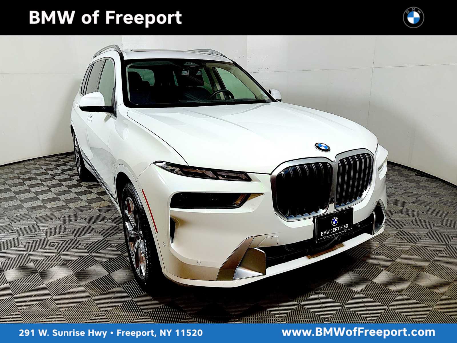 2024 BMW X7 40i's photo