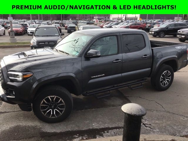 2023 Toyota Tacoma TRD Sport's photo