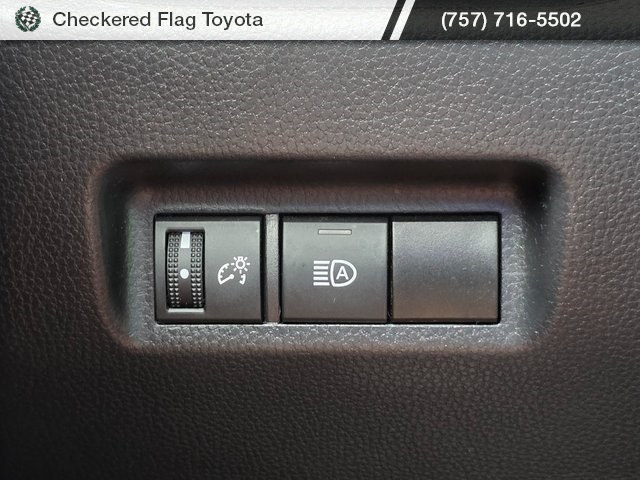 2024 Toyota RAV4 LE photo 7