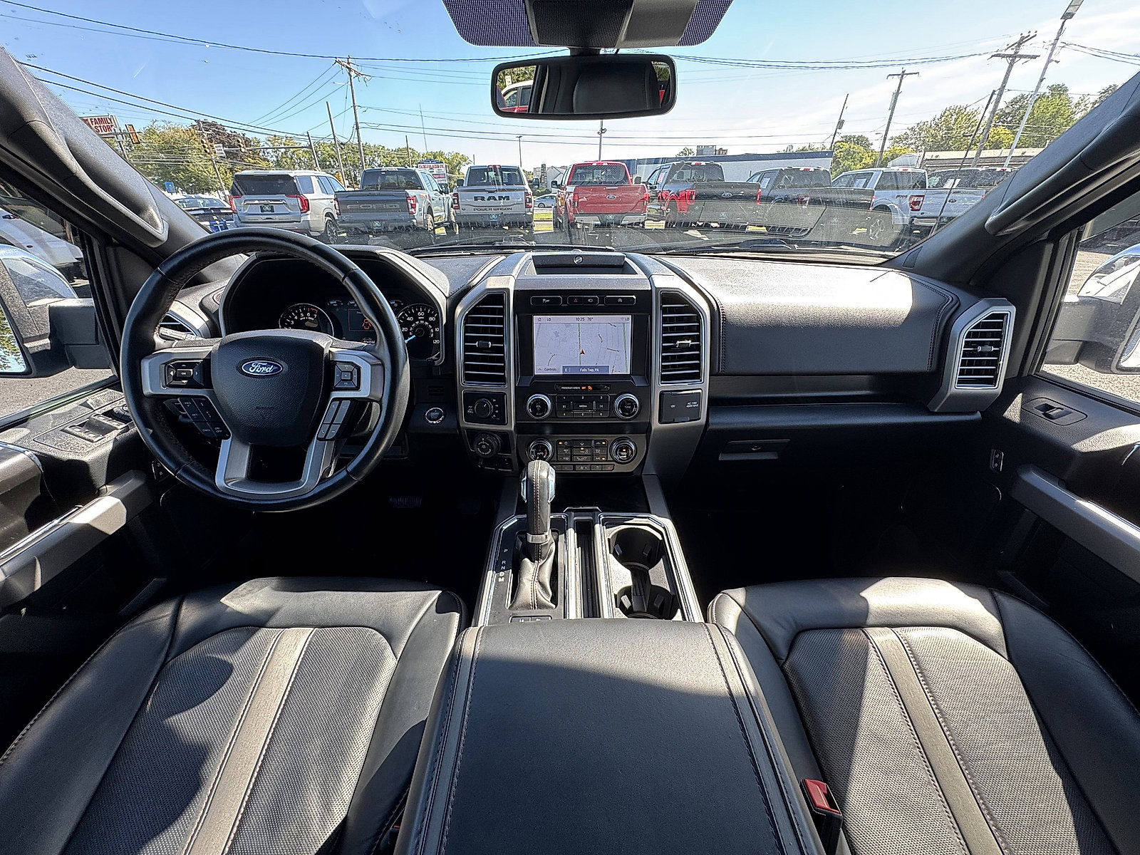 2020 Ford F-150 Platinum photo 11
