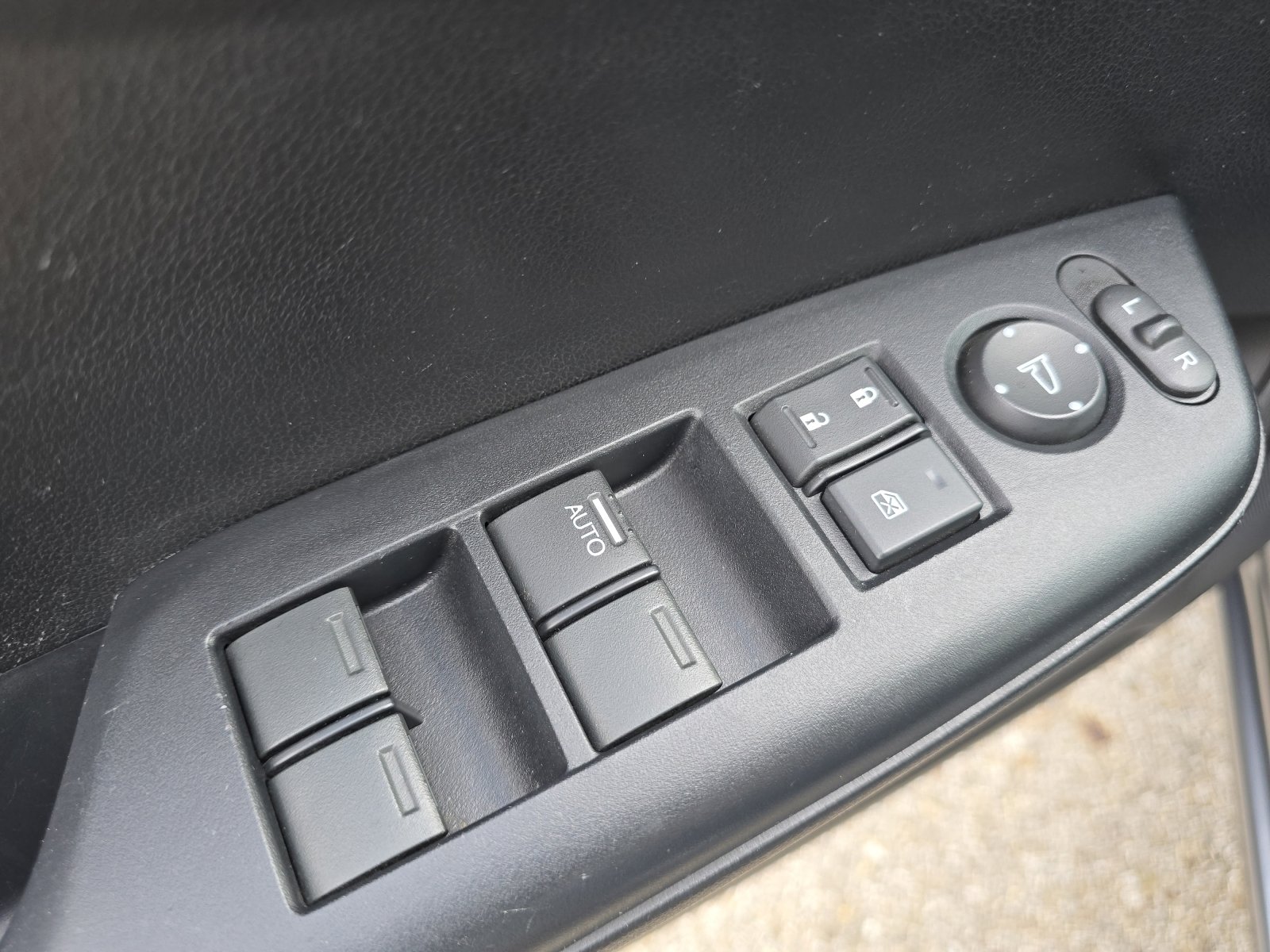 2013 Honda Civic LX photo 22