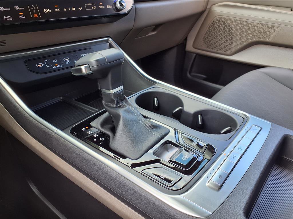 2026 Kia Carnival EX photo 17