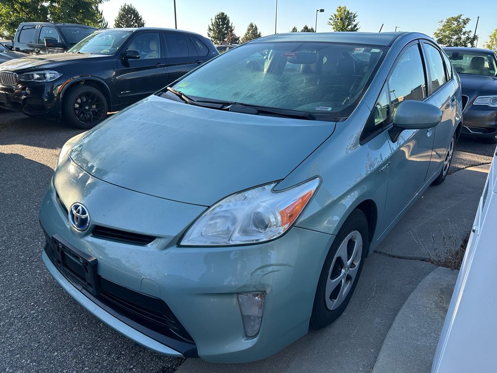 2013 Toyota Prius Four photo 10