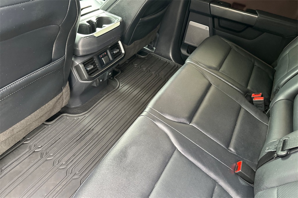 2023 Ford F-150 Lariat photo 10