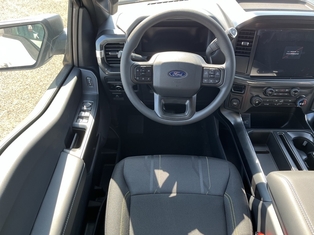 2025 Ford F-150 STX photo 9