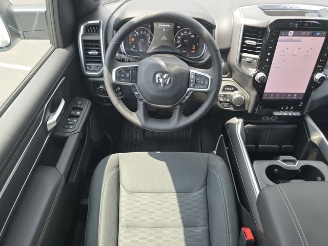 2025 Ram 1500 Big Horn photo 3