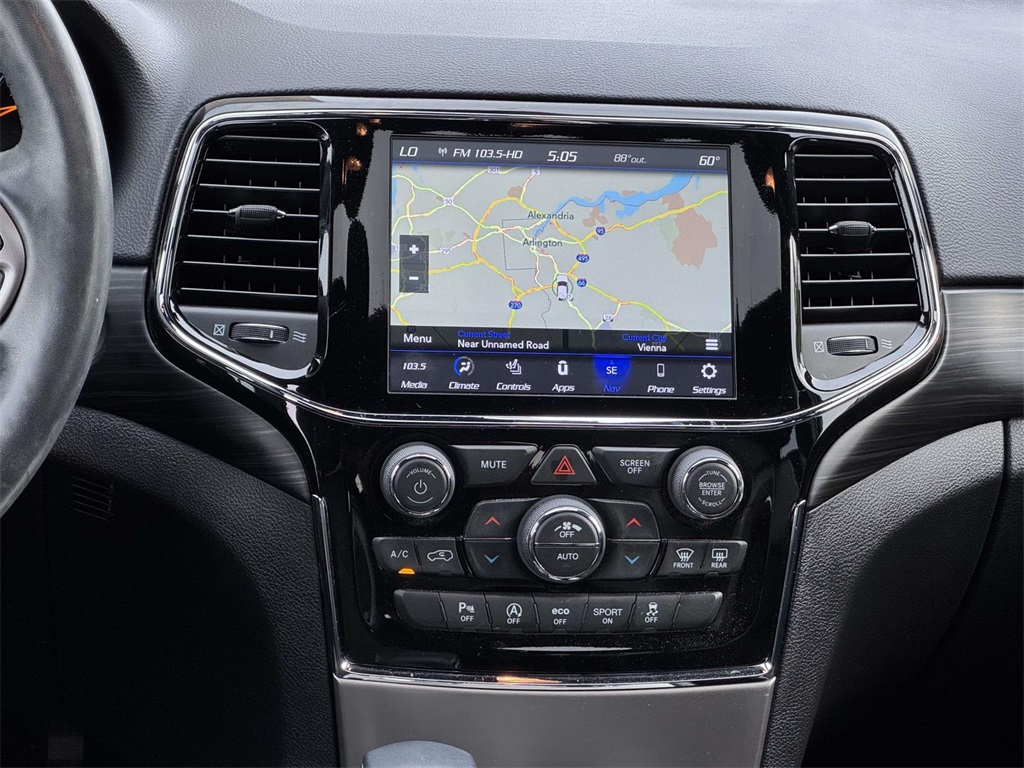 2020 Jeep Grand Cherokee Altitude photo 2